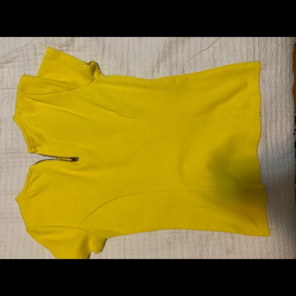 Yellow short sleeve top - Picture 5 of 5